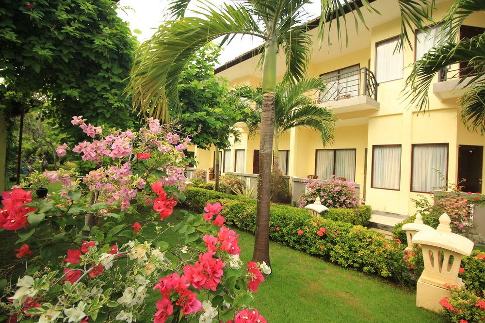 Rossa Garden Hotel ex Villarossa Candidasa Exteriör bild